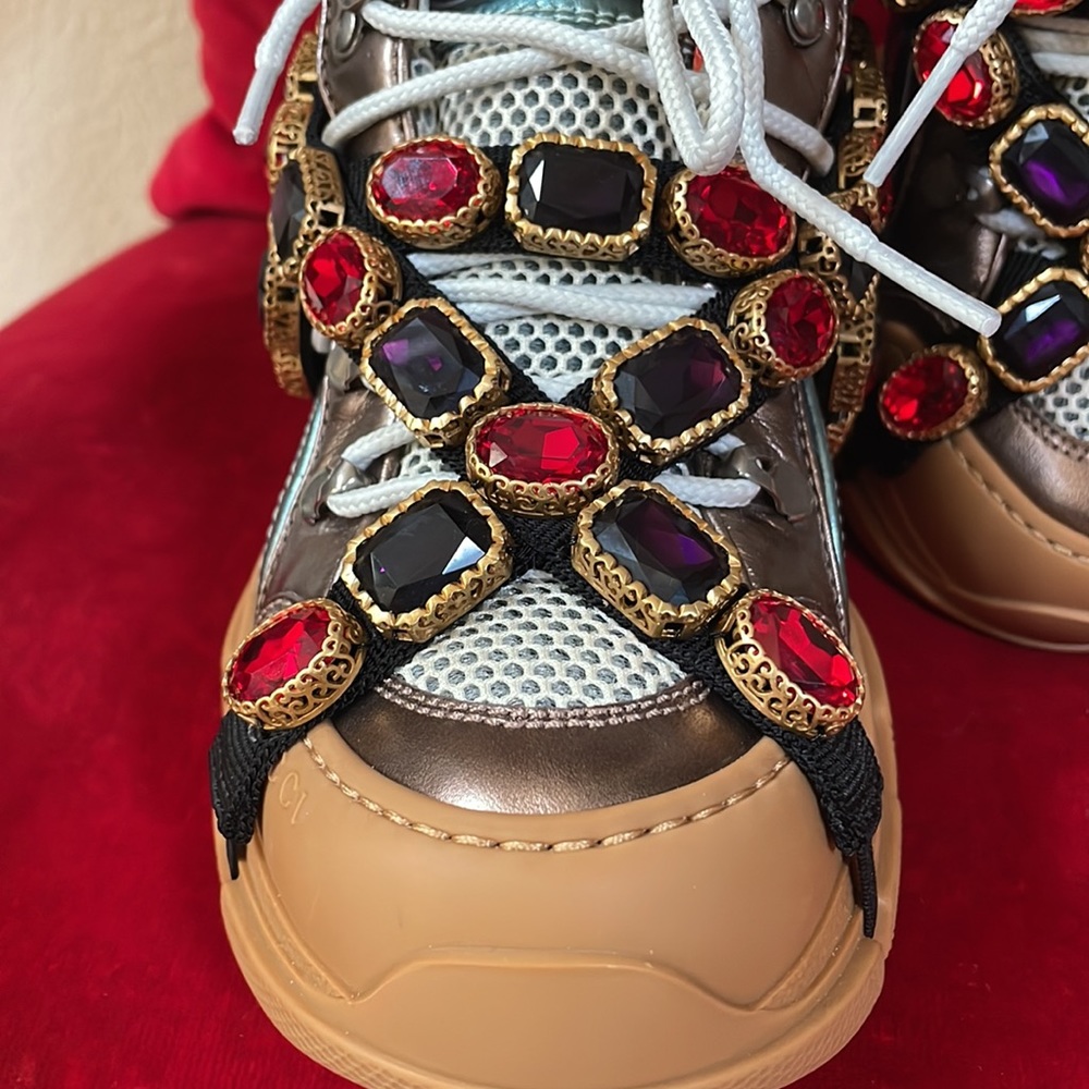 Beautiful brand new purple GUCCI Flashtrek chunky leather sneakers - Picture 5 of 7